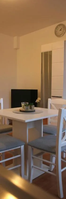 STUDIO APARTMAN MARIA，位于卡维勒的酒店