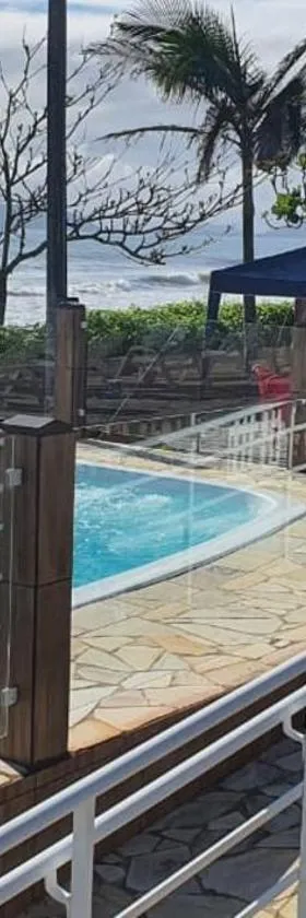 Hotel Nils，位于伊塔波阿的酒店