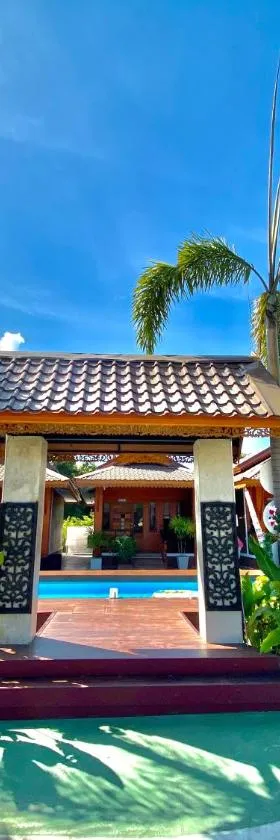 Khum Lanna Boutique Hotel，位于四色菊的酒店
