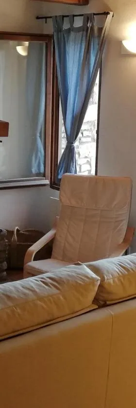 Coqueto Apartamento Dúplex en Roda de Isábena，位于伊萨韦纳河畔罗达的酒店