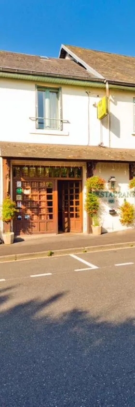 若赖斯德奥弗涅酒店，位于Saint-Gervais-dʼAuvergne的酒店