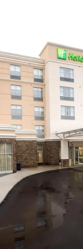 Holiday Inn - Kalamazoo West by IHG，位于卡拉马祖的酒店