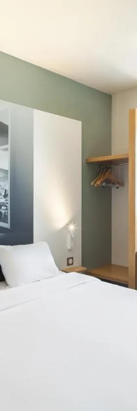 B&B HOTEL Saint-Michel sur Orge，位于奥尔日河畔圣米歇尔的酒店