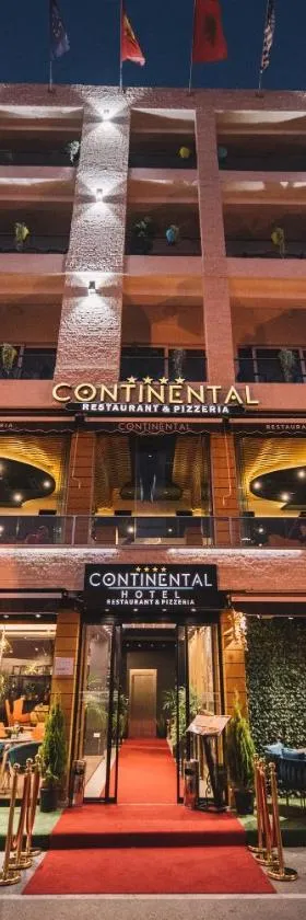 Continental Hotel，位于乌尔齐尼的酒店