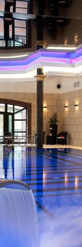 Hotel Royal Baltic 4* Luxury Boutique，位于乌斯特卡的酒店