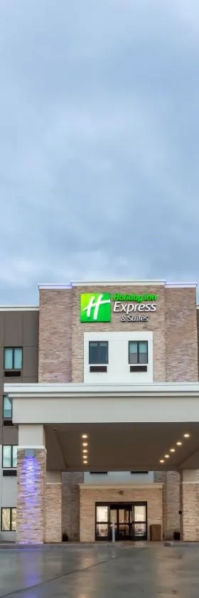 Holiday Inn Express & Suites - Columbus - Worthington by IHG，位于哥伦布的酒店
