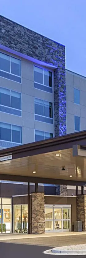 Holiday Inn Express & Suites - Hudson I-94 by IHG，位于哈德森的酒店