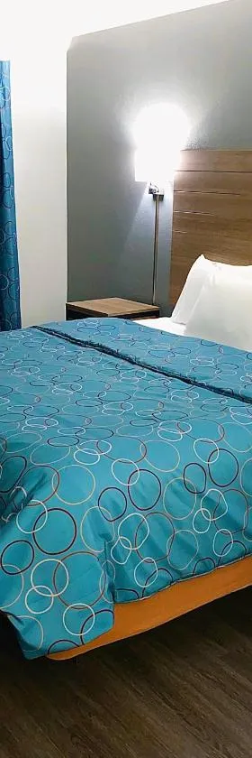 Budget Host Inn，位于Vernon的酒店