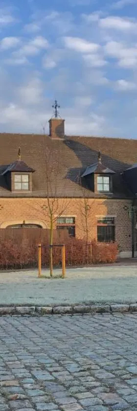 Ask Lily，位于Westmeerbeek的酒店