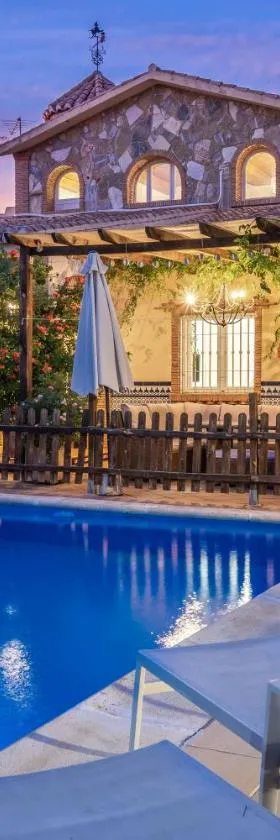 Senderos de la Alhambra，位于拉苏维亚的酒店