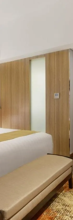 Aston Gresik Hotel & Conference Center，位于Gresik的酒店