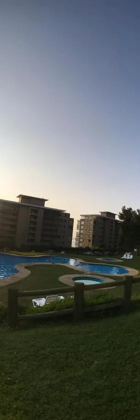 Departamentos Costa Pingueral，位于托梅的酒店