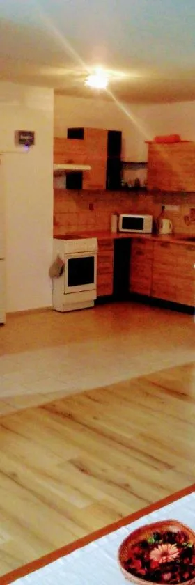 apartmán U parku，位于沃拉里的酒店