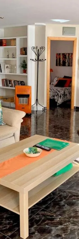 Apartamento diáfano y luminoso en Onil，位于Onil的酒店