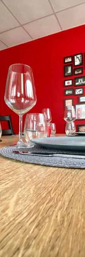Logements équipés à Onnaing avec espace Balneo en OPTION proche Toyota, autoroute et Valenciennes，位于Onnaing的酒店