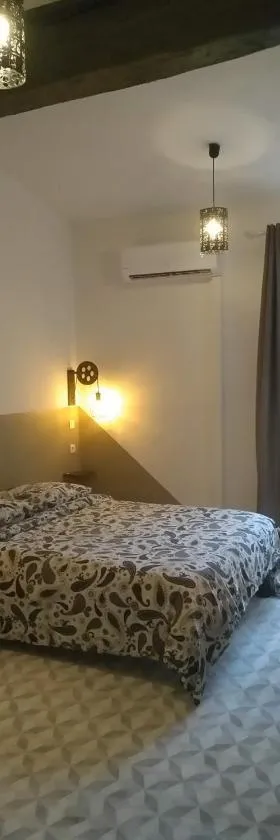 Mauguio Center Hôtel，位于莫吉奥的酒店
