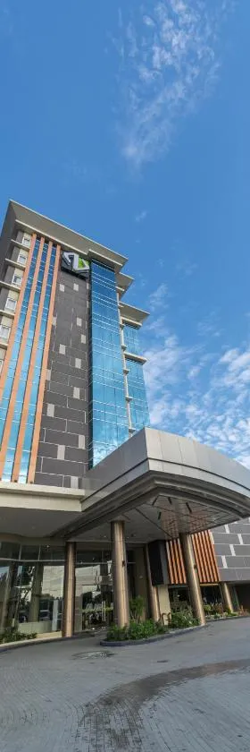 Zuri Hotel，位于伊洛伊洛的酒店