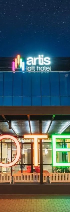 阿蒂斯阁楼酒店，位于拉德兹乔伊斯的酒店