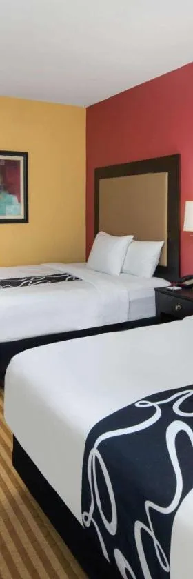 La Quinta by Wyndham Atlanta Union City，位于联合市的酒店