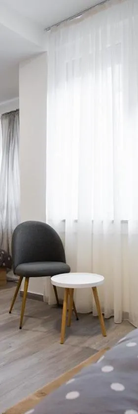 Gloria Rooms，位于波热加的酒店