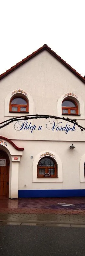 Sklep u Veselých，位于穆捷尼采的酒店