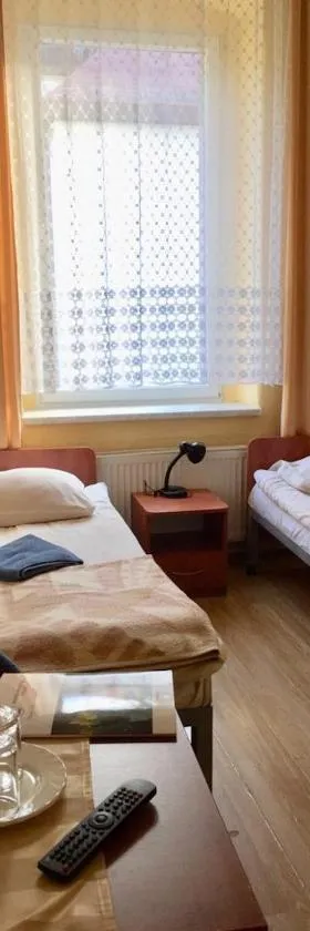 OWR Relax - Hostel położony blisko atrakcji turystycznych，位于茨兹伊特纳的酒店