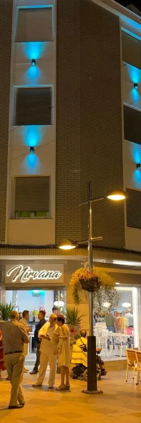 Hotel Nomada，位于波索夫兰科的酒店