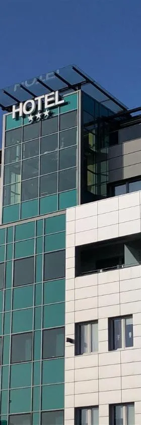 Hotel Olimp Business & Spa，位于威赫罗伏的酒店