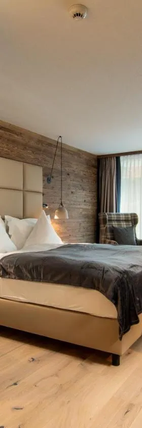 Walliserhof Grand-Hotel & Spa Relais & Châteaux，位于萨斯费的酒店