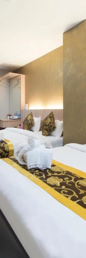 Top Garden Hotel，位于Hutan Melintang的酒店