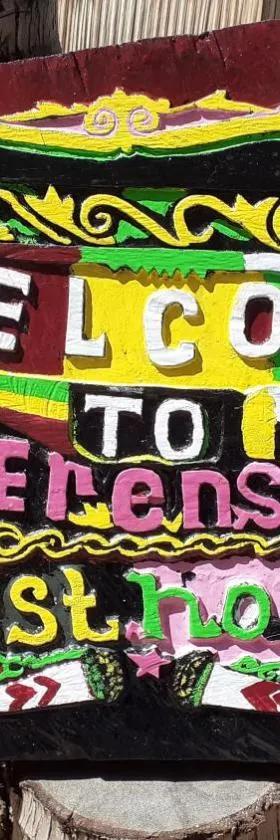 Erens Guest House，位于Waisai的酒店