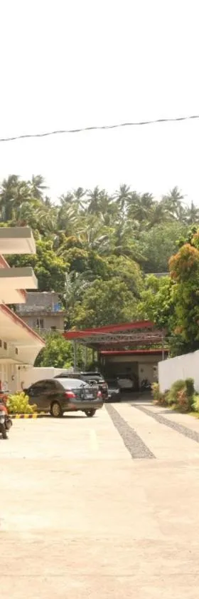 Alinchlo Hotel，位于黎牙实比的酒店