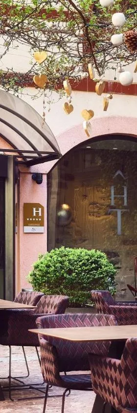 Relais & Châteaux La Maison Des Têtes，位于科尔马的酒店