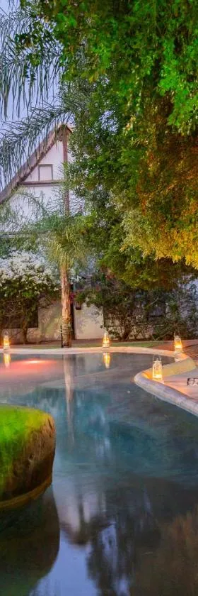 Out of Africa Town Lodge，位于奥奇瓦龙戈的酒店