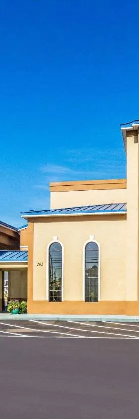 Quality Inn & Suites，位于莱克城的酒店