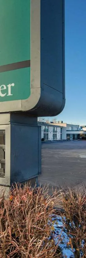 Quality Inn and Conference Center I-80 Grand Island，位于Doniphan的酒店