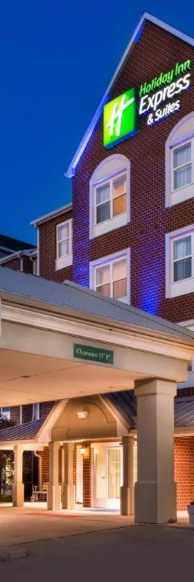 Holiday Inn Express Hotel & Suites St. Louis West-O'Fallon by IHG，位于奥法隆的酒店