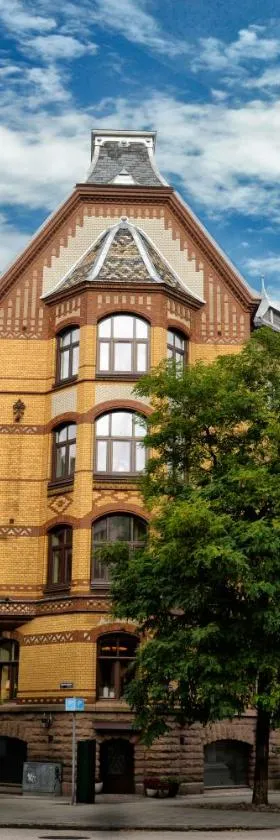 Hotel Continental Relax & Spa，位于哈尔姆斯塔德的酒店