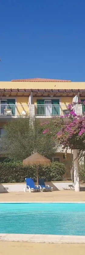 4 Sterne Appartment Sal Kap Verden，位于Prainha的酒店