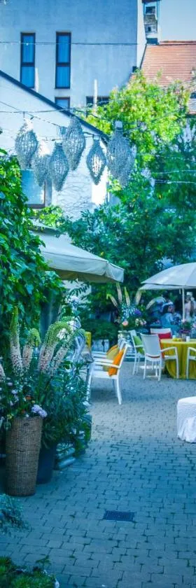 Art Boutique Hotel Bürgerhaus，位于拉斯特的酒店