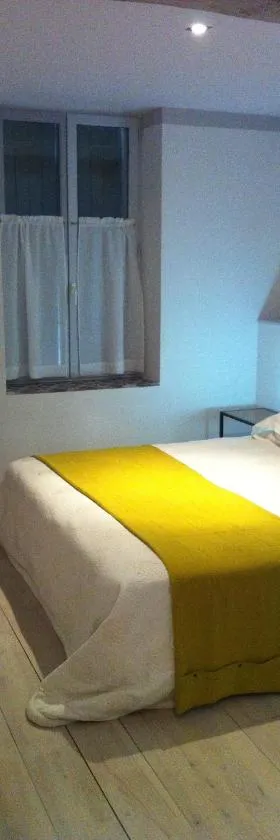 特拉马村庄公寓，位于皮米罗勒的酒店