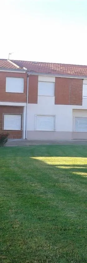 Vivienda Turística El Asturiano，位于Montamarta的酒店