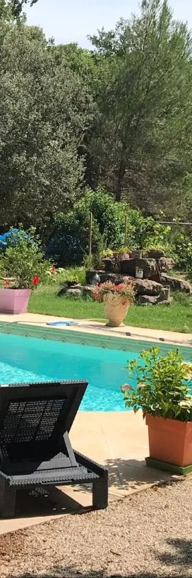 la campagne de Mari，位于Peyrolles-en-Provence的酒店