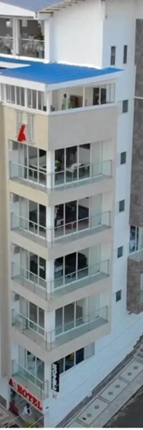 HOTEL A1 EXPRESS，位于弗洛伦西亚的酒店