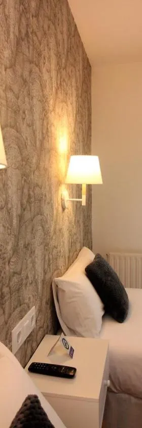 Hotel Vilagarcia，位于维拉加尔西亚·德·阿劳萨的酒店
