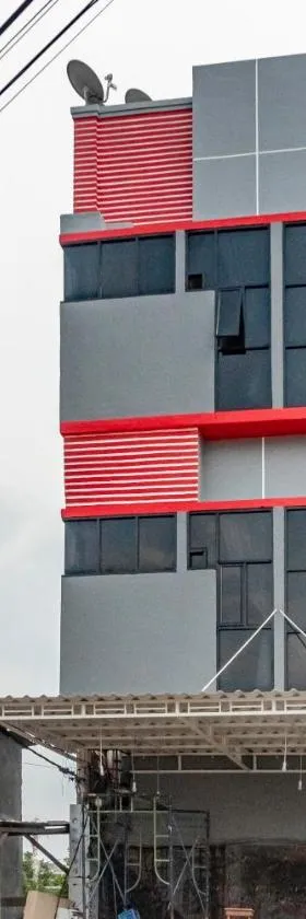 RedDoorz Plus near Millenium ICT Centre Medan 2，位于Pulauberayan的酒店
