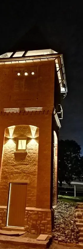 Logement insolite La tour de Larbuisson，位于Herve的酒店