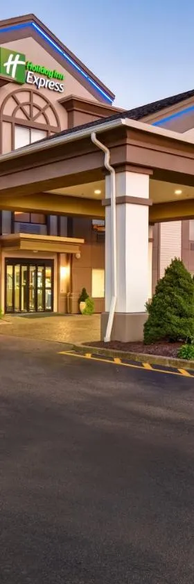 Holiday Inn Express Newport North - Middletown by IHG，位于米德尔敦的酒店