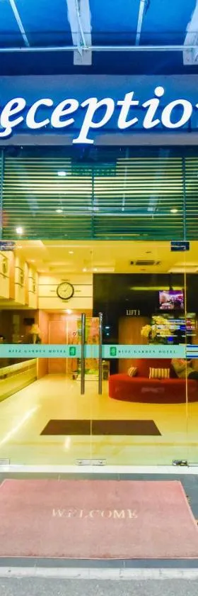 曼绒丽池花园酒店，位于卢穆特的酒店