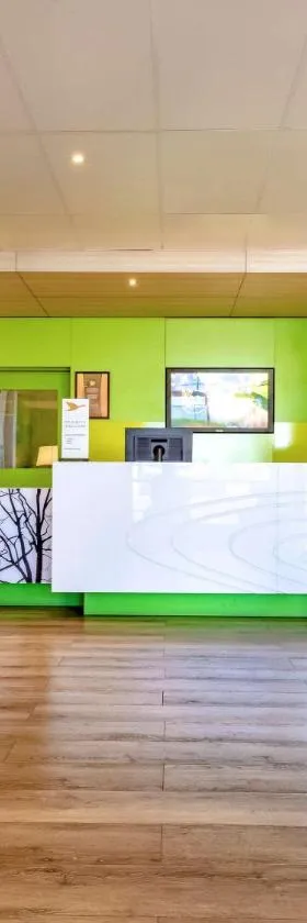 宜必思样式伊萨山维罗纳酒店，位于伊萨山的酒店